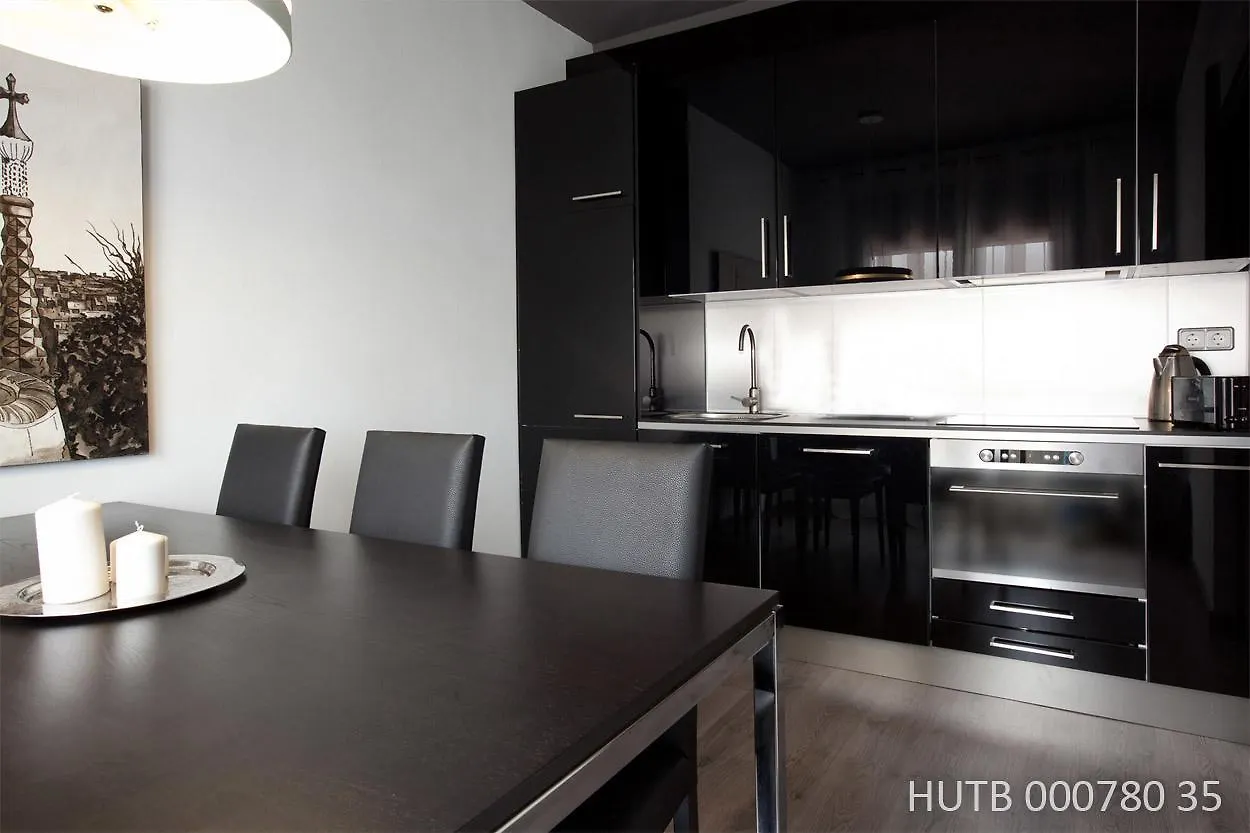 Alcam Encants Plus Barcelona Apartment